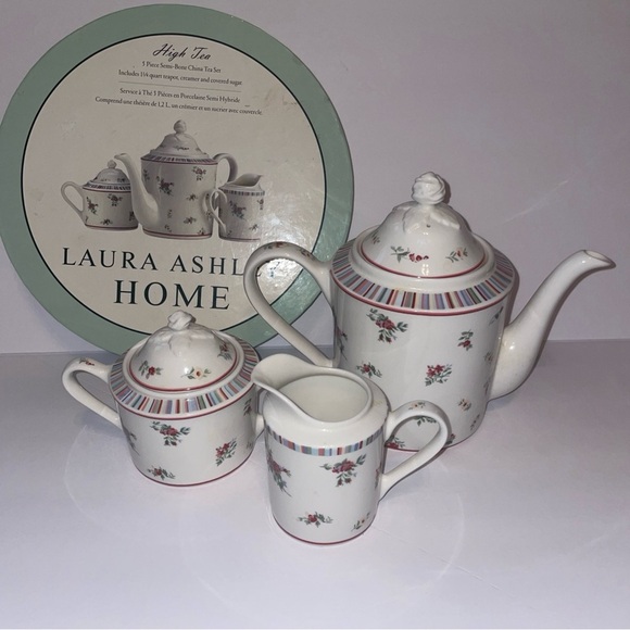 Laura Ashley Home “High Tea” 5 piece Bone China Tea Set - Picture 7 of 7